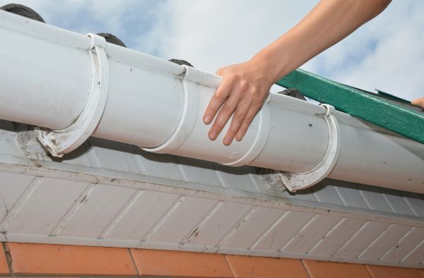 Gutter Reattachment in Woodbridge